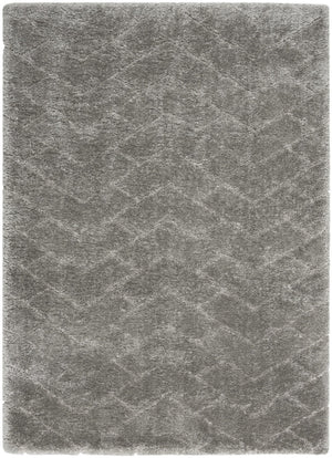 HomeRoots 5' Cozy Gray Chevron Shag Area Rug - Plush, Durable, Stain-Resistant Design for Modern Living Spaces 4' X 6' 553110