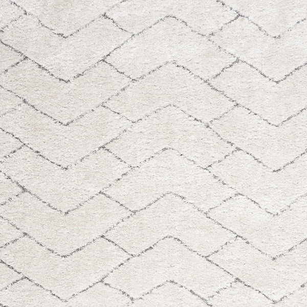 Homeroots 4' X 6' Ivory And Gray Chevron Shag Area Rug  Polyester 553111