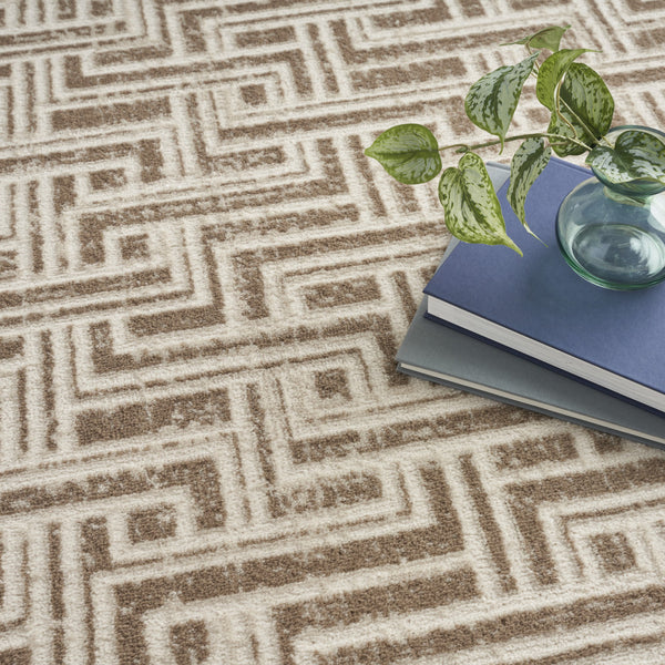 Homeroots 8' X 10' Brown Geometric Distressed Area Rug  Synthetic 553142