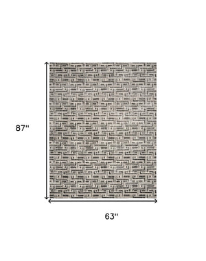 Homeroots 5' X 7' Gray Geometric Distressed Area Rug  Synthetic 553149