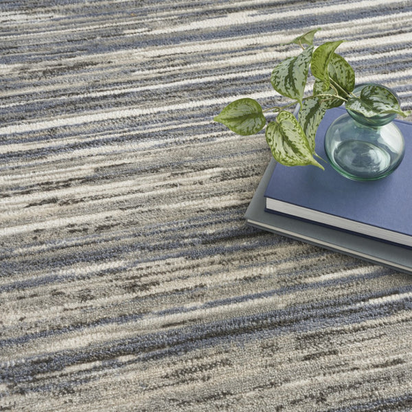 HomeRoots 8' Cream Abstract Distressed Area Rug - Soft, Durable, and Versatile Design for Modern Home Decor 8' X 10' 553155