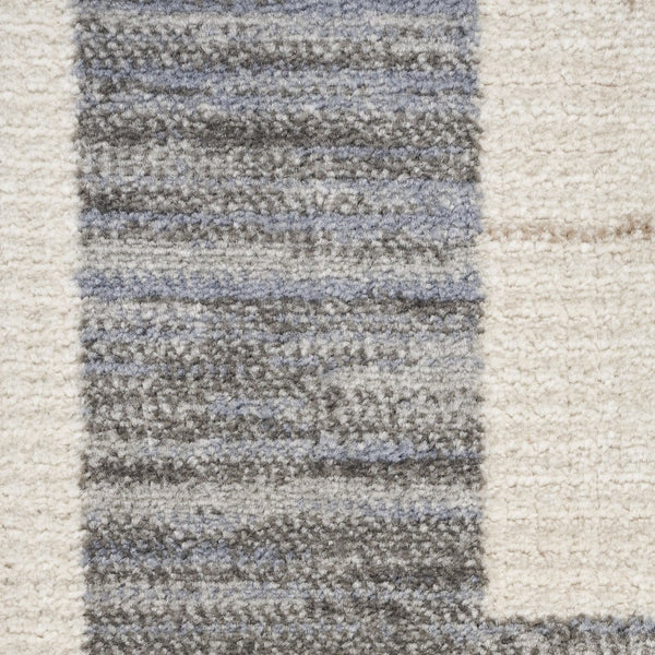 HomeRoots 9' Gray Geometric Area Rug - Modern Elegance for Any Room, Durable Design & Effortless Style Upgrade 9' X 12' 553175