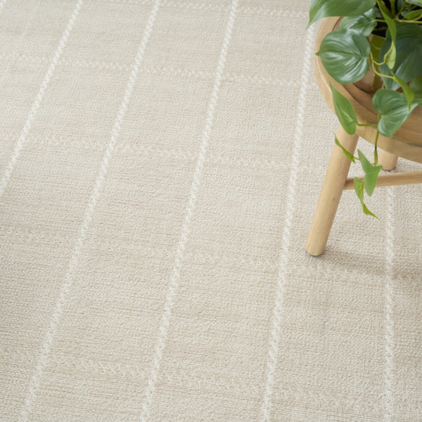 HomeRoots 9' Modern Cream Geometric Area Rug – Elegant Textured Design for Living Rooms, Dining, and More 8' X 10' 553176