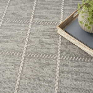 HomeRoots 9' Stylish Gray Geometric Area Rug – Modern Design, Durable, Soft Surface for Living Room or Bedroom 8' X 10' 553178