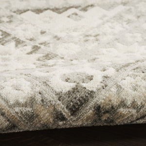 HomeRoots 8' Gray Geometric Distressed Area Rug - Modern Elegance for Living Rooms, Bedrooms & Dining Spaces 8' X 10' 553206
