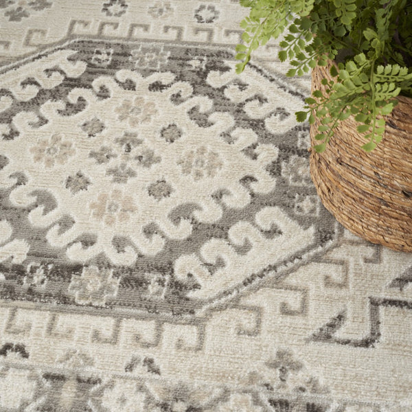 HomeRoots 8' Gray Geometric Distressed Area Rug - Modern Elegance for Living Rooms, Bedrooms & Dining Spaces 8' X 10' 553206