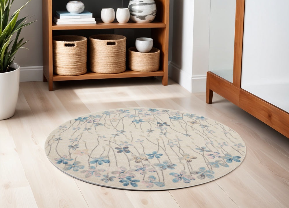 Homeroots 5' Beautiful Ivory And Blue Floral Round Rug - Durable, Stain Resistant, Perfect For Homes With Kids!  Polypropylene 553274