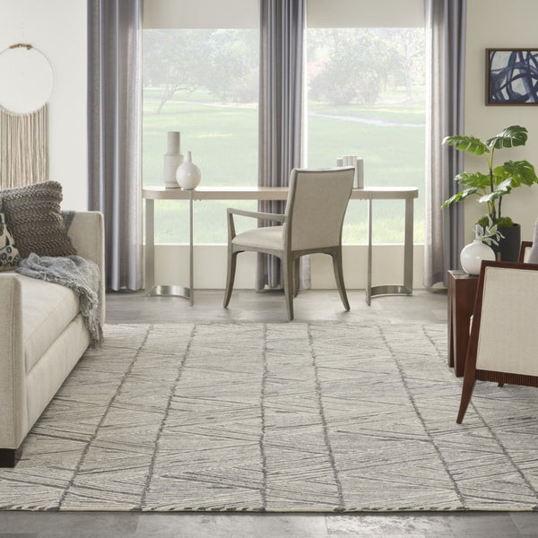 HomeRoots 8' Gray and White Wool Abstract Area Rug - Modern Design for Cozy Comfort in Living Spaces 8' X 12' 553377