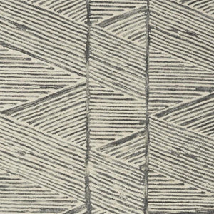 HomeRoots 8' Gray and White Wool Abstract Area Rug - Modern Design for Cozy Comfort in Living Spaces 4' X 6' 553383