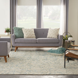 HomeRoots 8' Luxurious Wool Chevron Area Rug in Ivory, Blue & Green – Perfect for Modern Living Spaces! 8' X 12' 553385