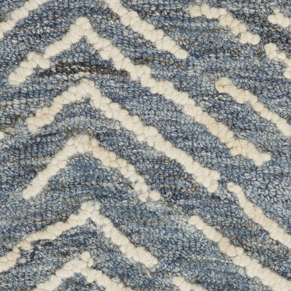 Homeroots 8' Indigo And Ivory Wool Chevron Runner Rug - Modern Design For Hallways, Laundry & Cozy Spaces  Wool 553388