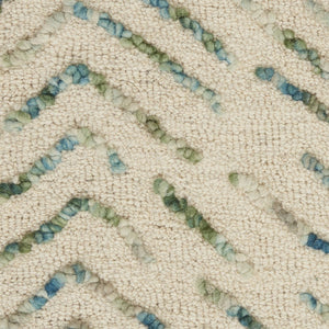HomeRoots 8' Luxurious Wool Chevron Area Rug in Ivory, Blue & Green – Perfect for Modern Living Spaces! 5' X 7' 553390
