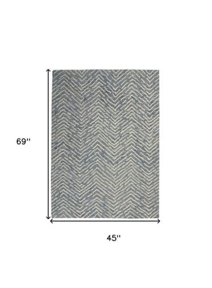 Homeroots 8' Wool Chevron Area Rug In Indigo And Ivory - Modern Artistry To Enhance Your Living Space Elegantly 4' X 6' Wool 553391