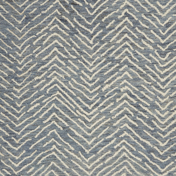 Homeroots 8' Wool Chevron Area Rug In Indigo And Ivory - Modern Artistry To Enhance Your Living Space Elegantly 4' X 6' Wool 553391