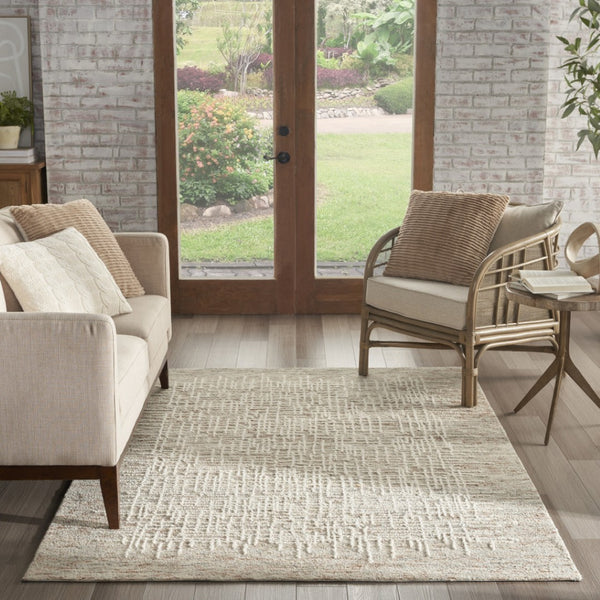 HomeRoots 8' Beige and Tan Wool Abstract Area Rug - Cozy, Soft, and Stylish for Modern and Rustic Spaces 5' X 7' 553399