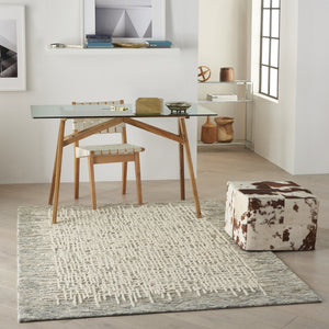 HomeRoots 8' Wool Abstract Area Rug in Ivory, Brown & Gray - Stylish Comfort for Modern Living Spaces 4' X 6' 553402