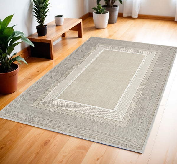 Homeroots 4' X 6' Gray And Ivory Geometric Non Skid Area Rug  Polyester 553429