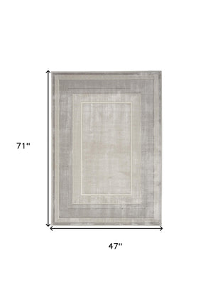 Homeroots 4' X 6' Silver And Ivory Geometric Non Skid Area Rug  Polyester 553430