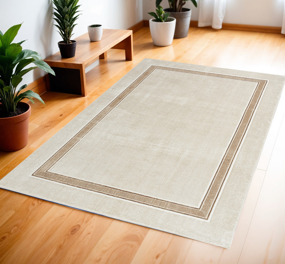 Homeroots 4' X 6' Gray Ivory And Cream Geometric Non Skid Area Rug  Polyester 553447