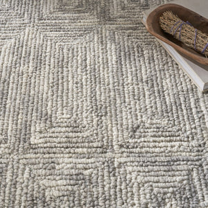 HomeRoots 8' Gray Wool Geometric Area Rug - Elegant, Durable Design for Contemporary Living Spaces and Comfort 8' X 10' 553502