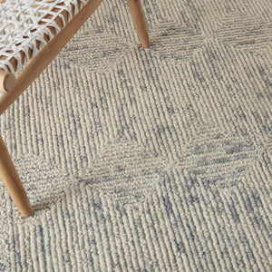 HomeRoots 8' Wool Area Rug in Ivory and Gray - Modern Geometric Design for Stylish Living Spaces & Comfort 5' X 7' 553505