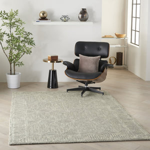 HomeRoots 8' Gray Wool Geometric Area Rug - Elegant, Durable Design for Contemporary Living Spaces and Comfort 4' X 6' 553508