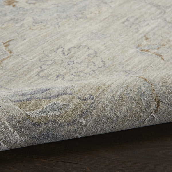 HomeRoots 5' Beige and Gray Floral Medallion Area Rug - Timeless Style for Living Rooms and Dining Spaces 4' X 6' 553509