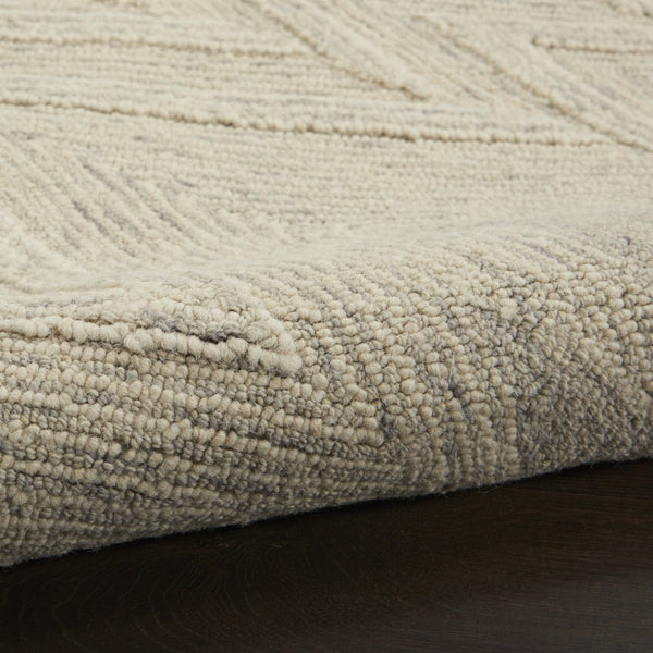 HomeRoots 5' Modern Ivory and Gray Wool Chevron Area Rug – Soft, Stylish Accent for Living Rooms & Bedrooms 5' X 8' 553519