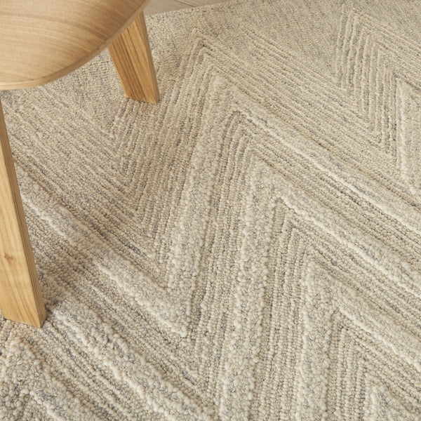 Homeroots 5' X 8' Ivory And Gray Wool Chevron Area Rug  Wool 553519