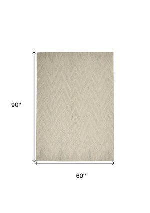Homeroots 5' X 8' Ivory And Gray Wool Chevron Area Rug  Wool 553519