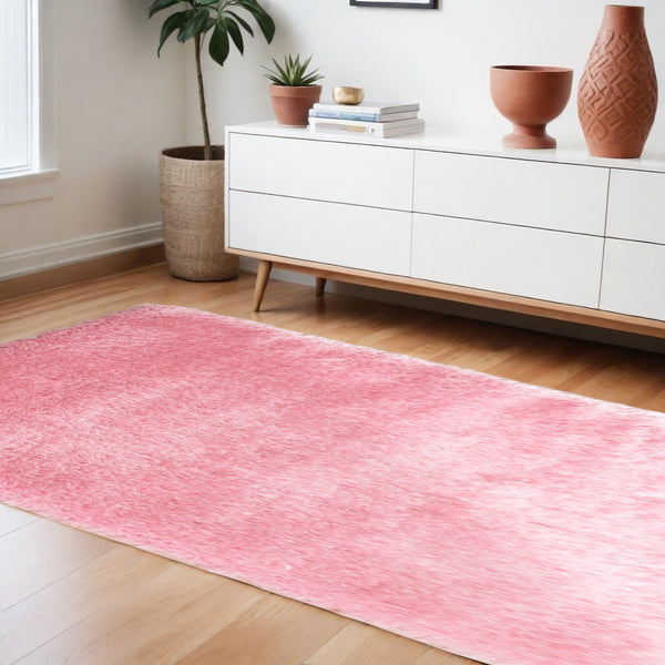 Homeroots 8' X 11' Pink Shag Hand Tufted Area Rug  Polyester 553583