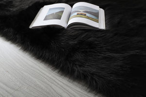 Homeroots 5' X 7' Charcoal Faux Sheepskin Shag Washable Area Rug  Faux Sheepskin 553638