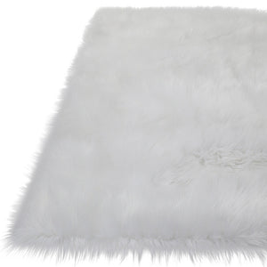 Homeroots 4' X 6' White Faux Sheepskin Shag Washable Area Rug  Faux Sheepskin 553639