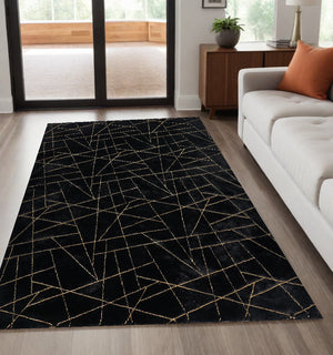Homeroots 5' X 7' Black And Gold Faux Fur Abstract Shag Non Skid Area Rug  Faux Fur 553751