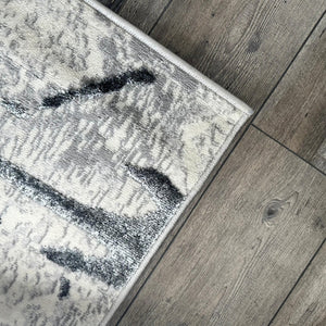 Homeroots 8' X 11' Gray And Silver Abstract Area Rug  Polyester 553851