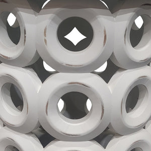 Homeroots 20" White Solid Wood Round End Table   554235