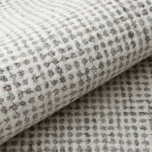 Homeroots 5' X 7' Gray And Ivory Wool Checkered Hand Tufted Area Rug Gray Wool 554438