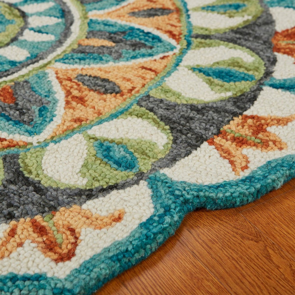 HomeRoots 5' Blue and Ivory Floral Hand-Tufted Wool Area Rug - Timeless Charm for Stylish Living Spaces 5' Round 554448