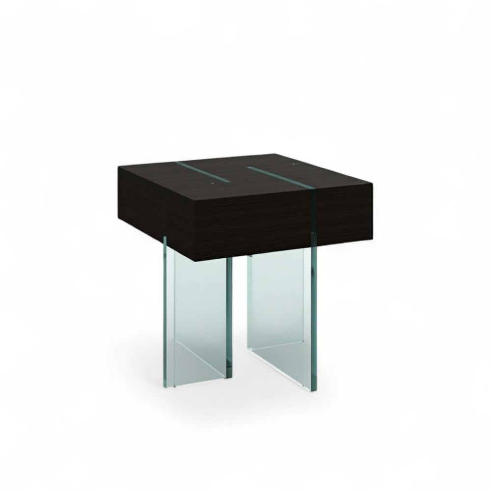 HomeRoots 22" Contemporary Black and Clear Glass Sled End Table - Stylish Accent for Modern Spaces 554656