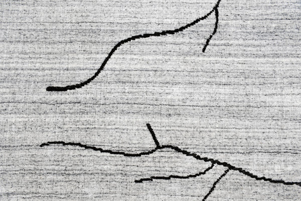 Homeroots 5' X 8' Gray And Black Abstract Hand Loomed Area Rug  Wool Blend 554691