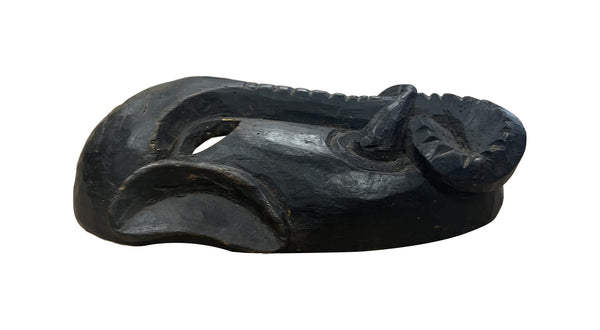 Homeroots 10" Black Solid Wood Decorative Mask Tabletop Sculpture  Solid Wood 554704