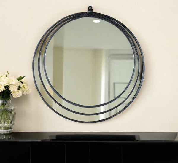 Homeroots 22" Black Round Metal Framed Accent Mirror  Metal 554707