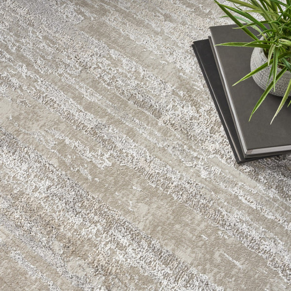 HomeRoots 8' Cream and Gray Abstract Area Rug - Durable, Non-Skid Design Perfect for High-Traffic Homes 9' X 12' 554730