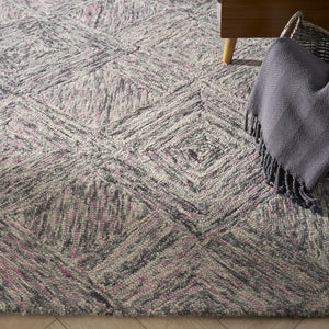 HomeRoots 8' Wool Geometric Area Rug in Ivory, Black & Gray – Modern Design for Stylish Home Décor & Comfort 8' X 11' 554763
