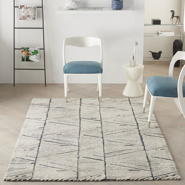 Homeroots 8' Modern Blue And White Wool Geometric Area Rug - Stain Resistant, Stylish, Perfect For Family Spaces 4' X 6' Wool 554795