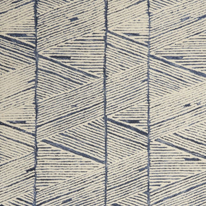 Homeroots 8' Modern Blue And White Wool Geometric Area Rug - Stain Resistant, Stylish, Perfect For Family Spaces 4' X 6' Wool 554795