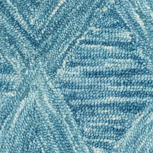 HomeRoots 5' Ivory and Blue Wool Geometric Area Rug - Enhance Comfort and Style in Any Living Space Today! 5' X 8' 554816