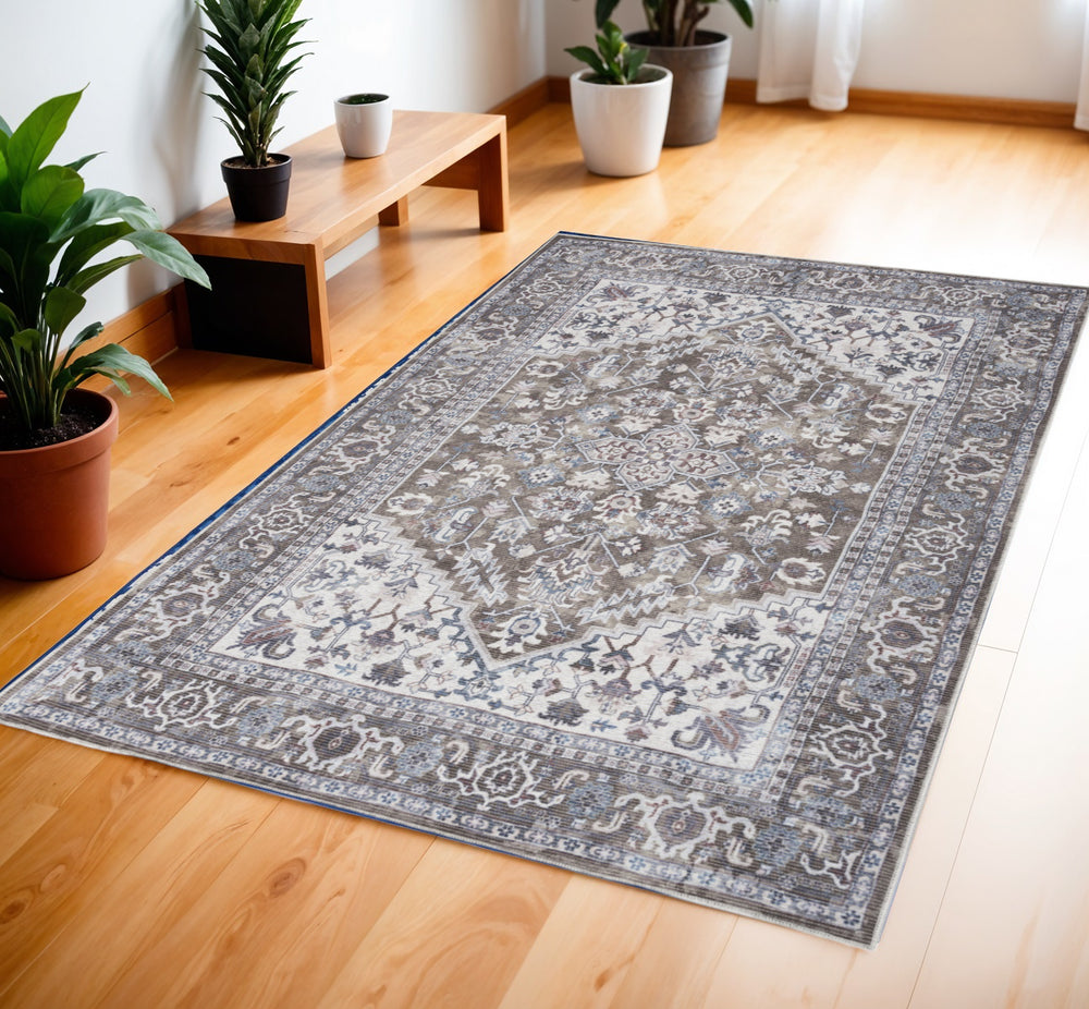 Homeroots 4' X 6' Green And Ivory Floral Medallion Power Loom Distressed Area Rug  Cotton Blend 554850