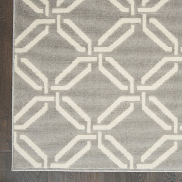Homeroots 6' X 9' Gray And Ivory Trellis Area Rug  Polypropylene 554865