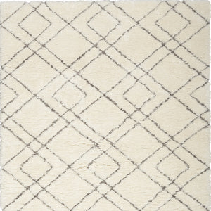 Homeroots 4' X 6' Ivory And Gray Geometric Shag Area Rug  Polyester 554866